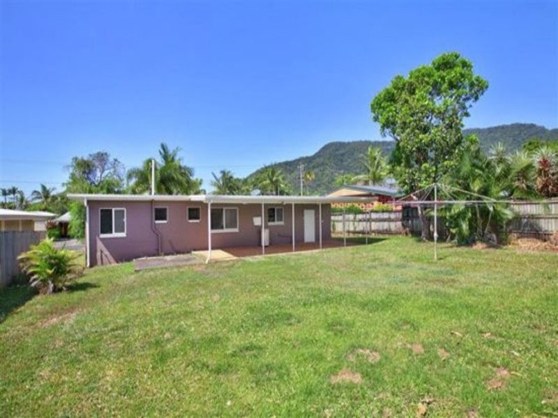 8 Amethyst Street, Bayview Heights QLD 4868