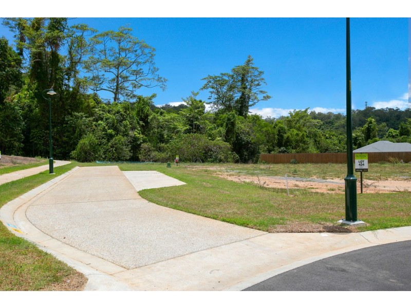 12 Outlook Drive, Bentley Park QLD 4869