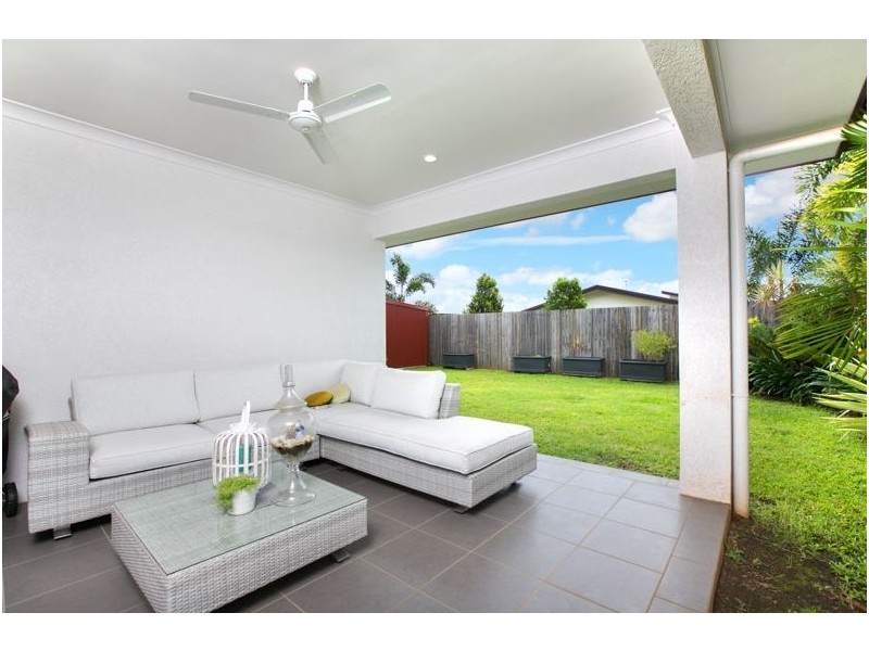46 City View Crescent, Mooroobool QLD 4870