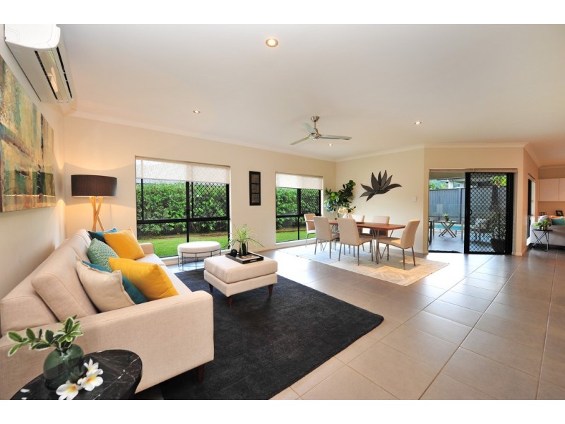 14 Raffles Avenue, Redlynch QLD 4870