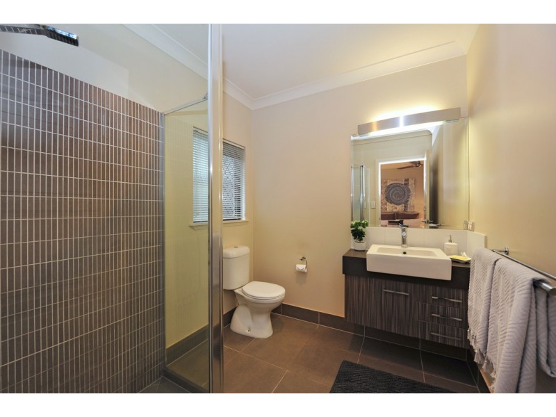 14 Raffles Avenue, Redlynch QLD 4870