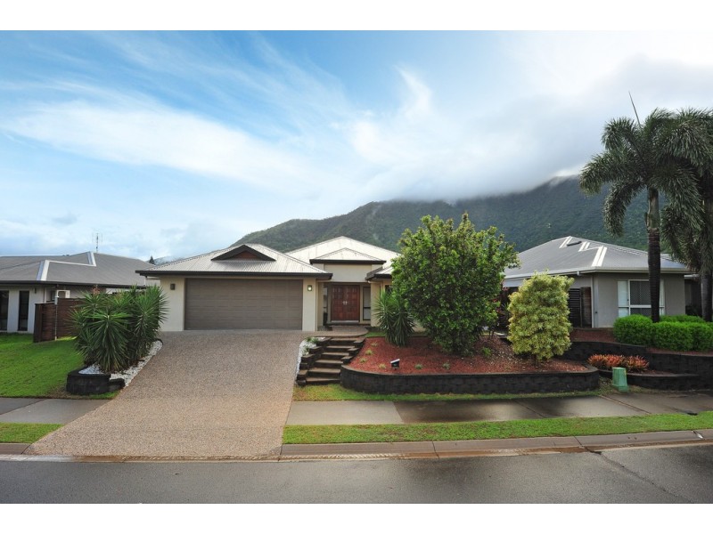 14 Raffles Avenue, Redlynch QLD 4870