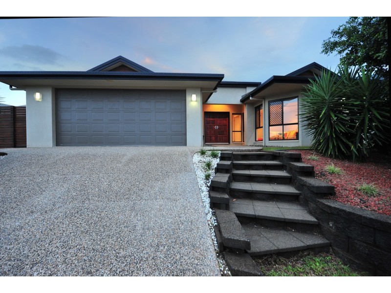 14 Raffles Avenue, Redlynch QLD 4870