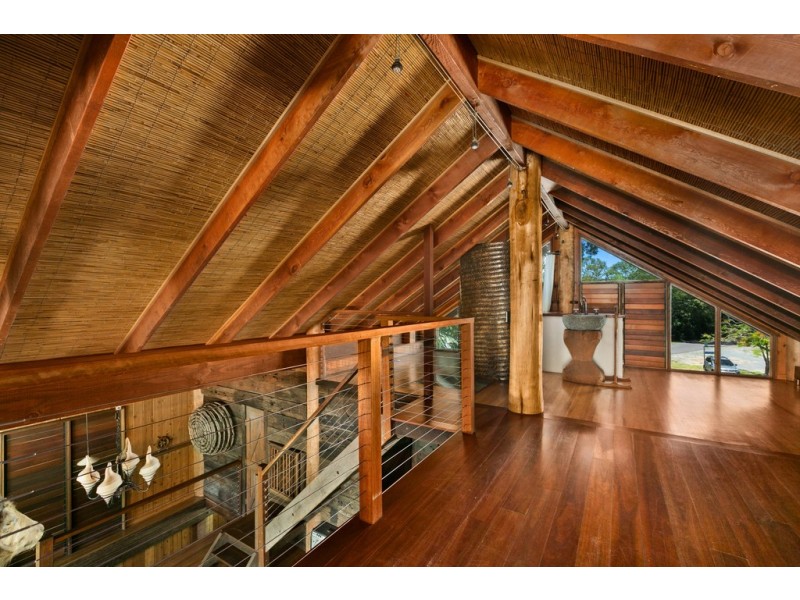 14 Poinsettia Street, Holloways Beach QLD 4878
