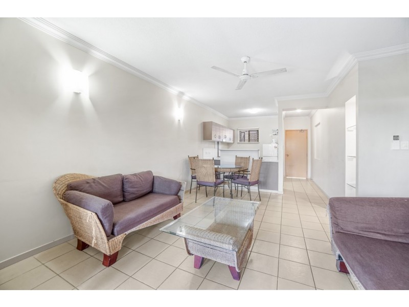 102/2-8 Centenary Close, Manoora QLD 4870