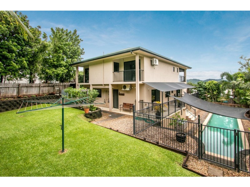 9 Pilosa Street, Redlynch QLD 4870