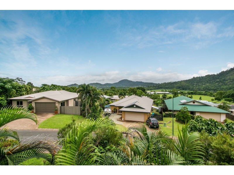 9 Pilosa Street, Redlynch QLD 4870