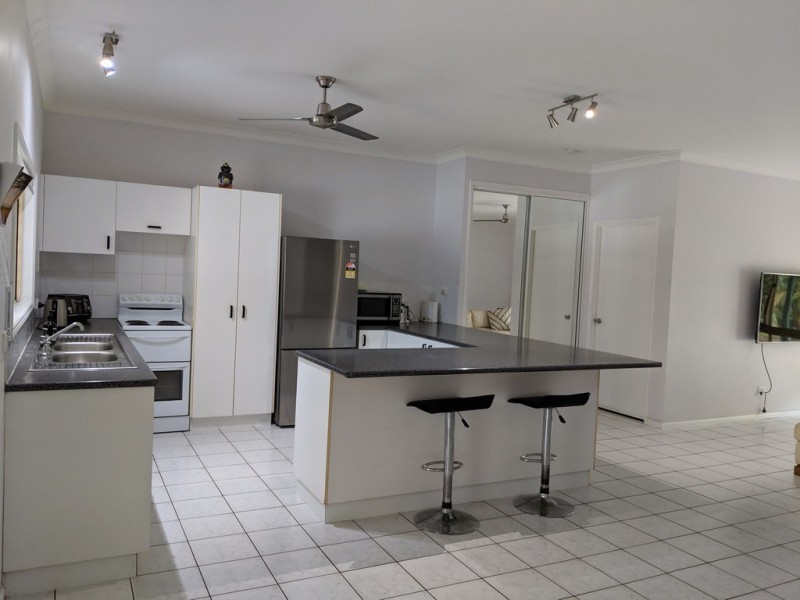 78 Wistaria Street, Holloways Beach QLD 4878