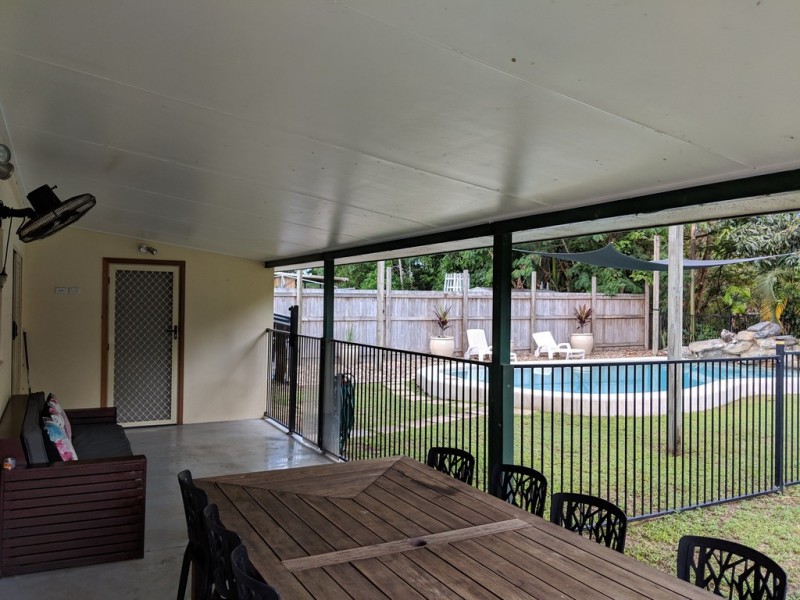 78 Wistaria Street, Holloways Beach QLD 4878
