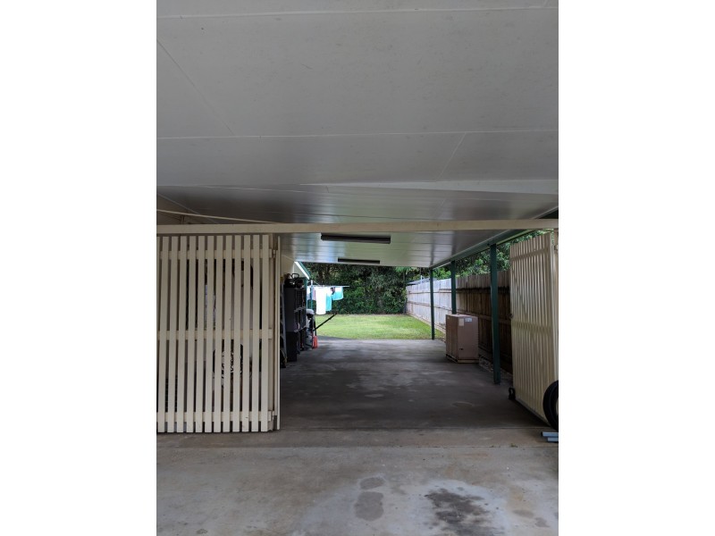 78 Wistaria Street, Holloways Beach QLD 4878