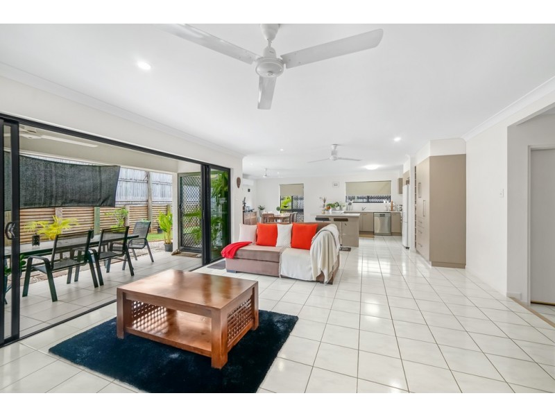 2 Coogera Street, Mount Sheridan QLD 4868