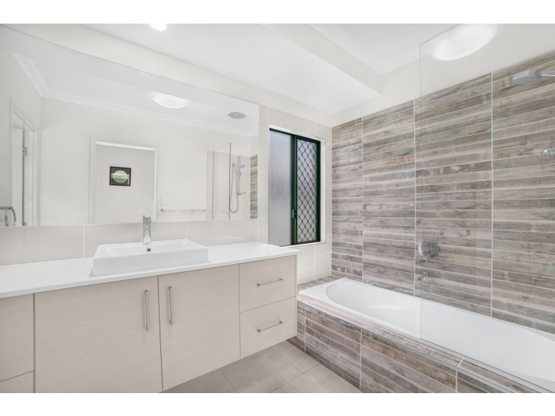 10 Woodlock Drive, Edmonton QLD 4869