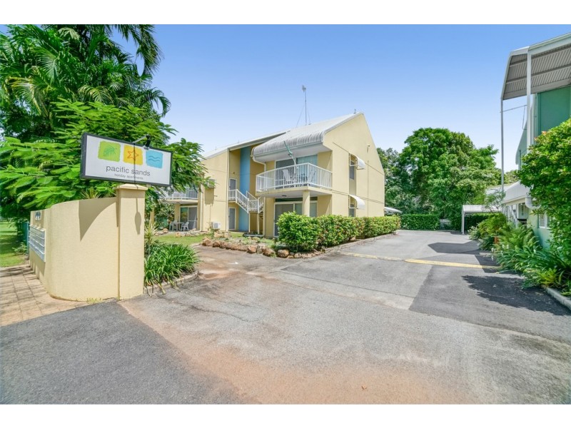 28/1-19 Poinciana Street, Holloways Beach QLD 4878