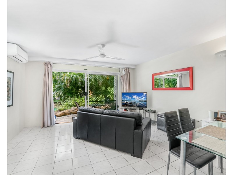 28/1-19 Poinciana Street, Holloways Beach QLD 4878