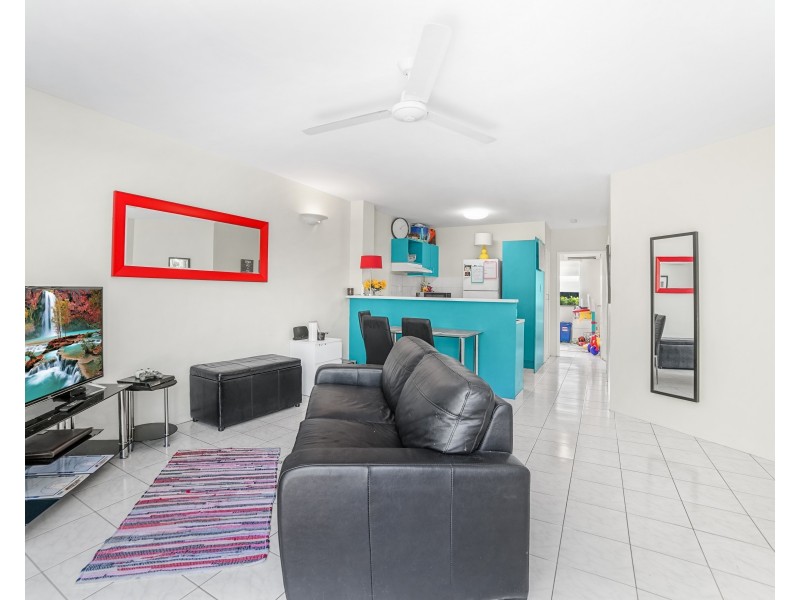 28/1-19 Poinciana Street, Holloways Beach QLD 4878