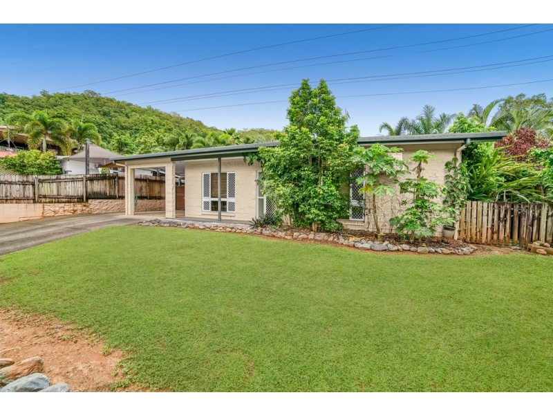 35 Caramar Crescent, Caravonica QLD 4878