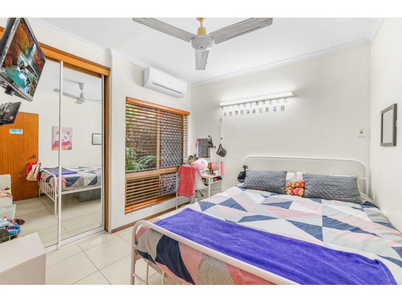 35 Caramar Crescent, Caravonica QLD 4878