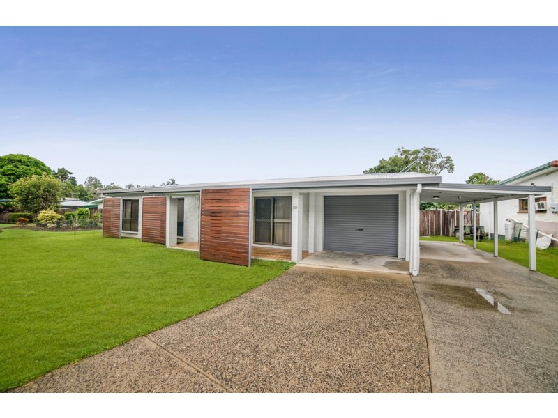 30 Pepperina Street, Mooroobool QLD 4870