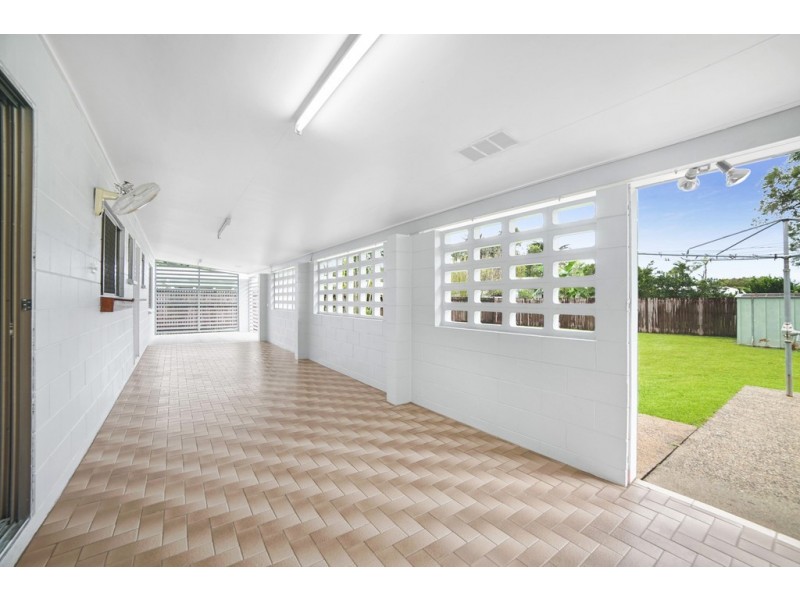 30 Pepperina Street, Mooroobool QLD 4870
