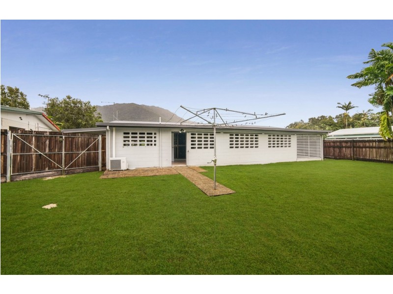 30 Pepperina Street, Mooroobool QLD 4870