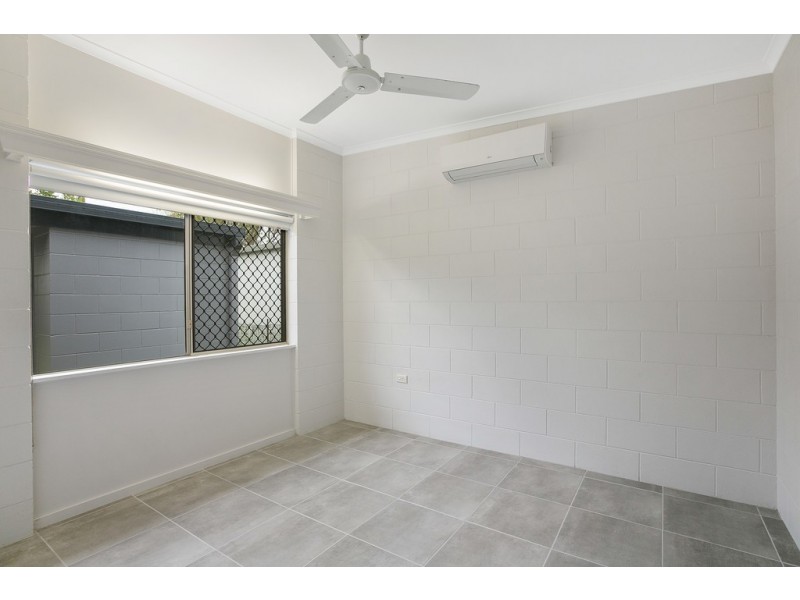 12 Dahlia Close, Mooroobool QLD 4870