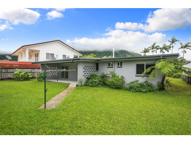 12 Dahlia Close, Mooroobool QLD 4870