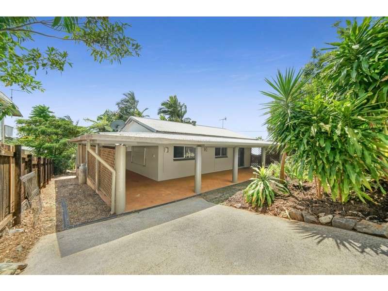 38 Kenneth Street, Bayview Heights QLD 4868
