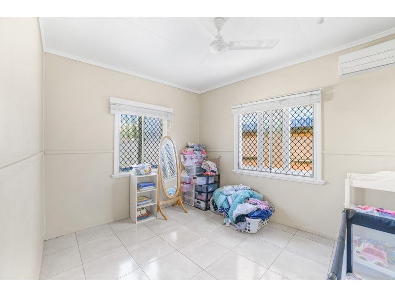 253 Little Spence Street, Bungalow QLD 4870