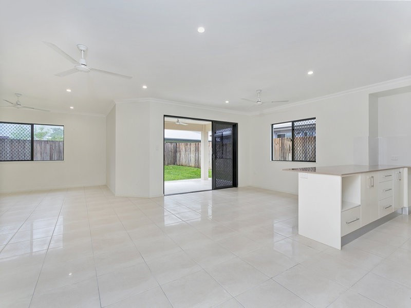 3 Tati Close, Bentley Park QLD 4869