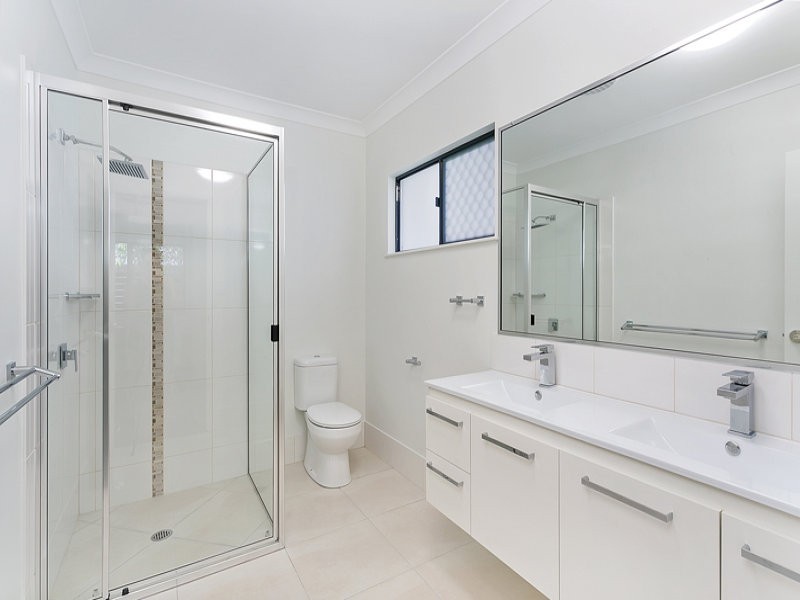 3 Tati Close, Bentley Park QLD 4869