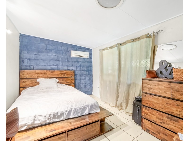 36 Yurongi Street, Caravonica QLD 4878