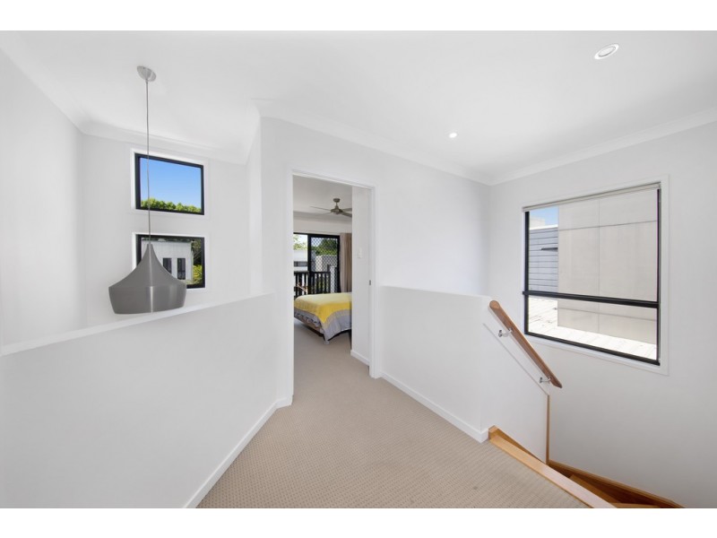 7 Lago Crescent, Mount Sheridan QLD 4868