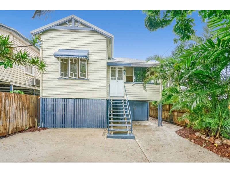 127 Martyn Street, Parramatta Park QLD 4870