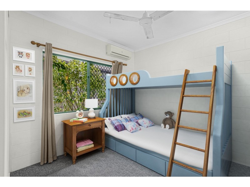 2 Banyan Close, Mount Sheridan QLD 4868