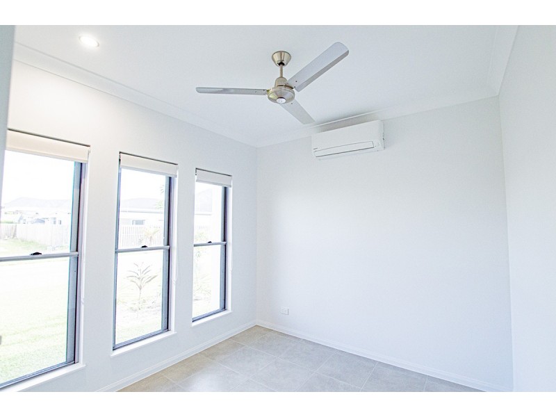 48 Edge Court, Manoora QLD 4870