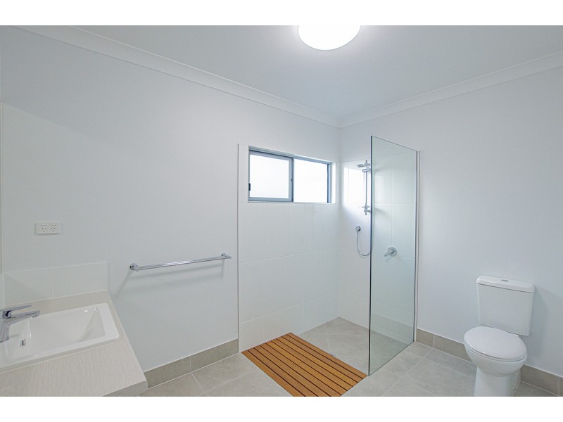 48 Edge Court, Manoora QLD 4870