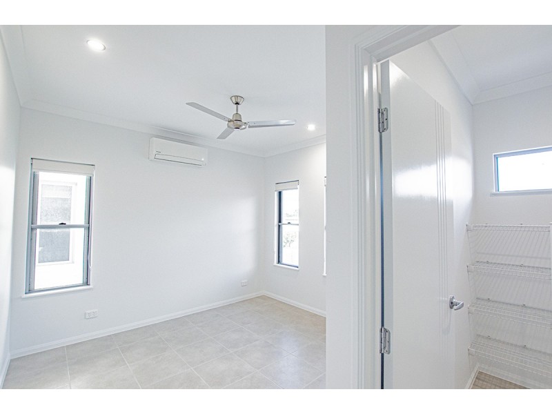 48 Edge Court, Manoora QLD 4870