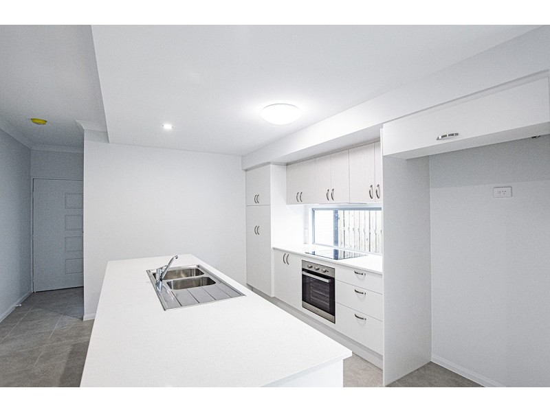 48 Edge Court, Manoora QLD 4870