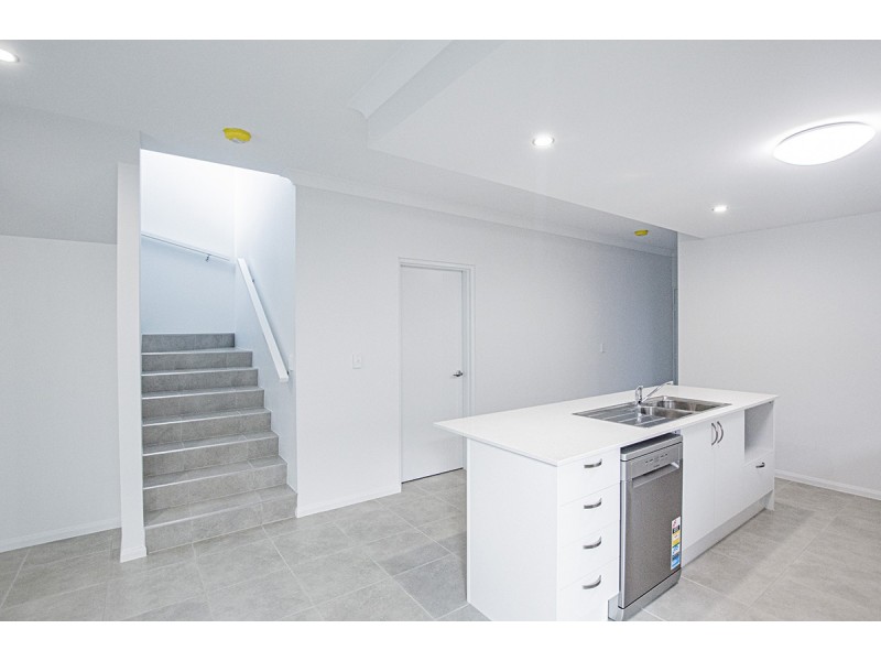 48 Edge Court, Manoora QLD 4870