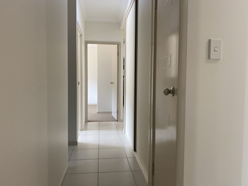 7 Botany Avenue, Redlynch QLD 4870