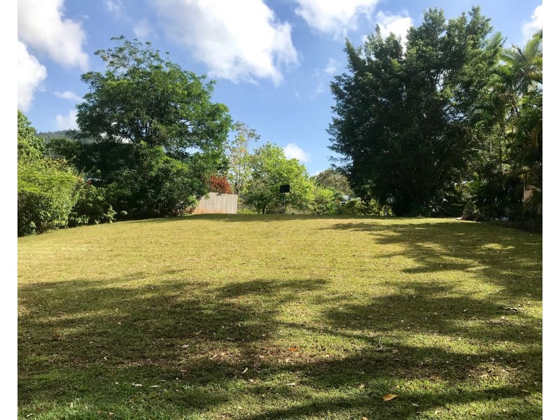 11 Powell Place, Bentley Park QLD 4869