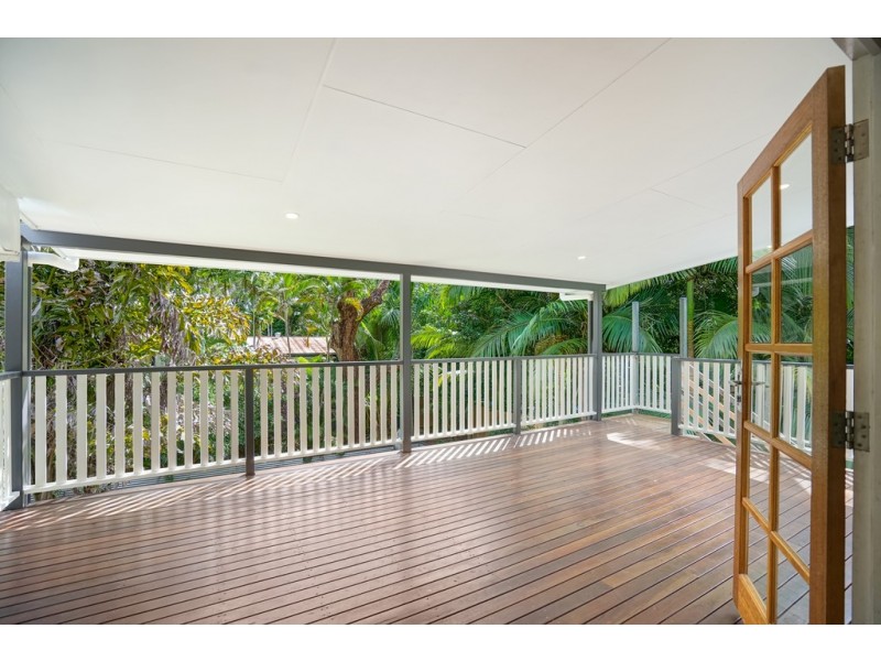 12 Dalziel Street, Stratford QLD 4870