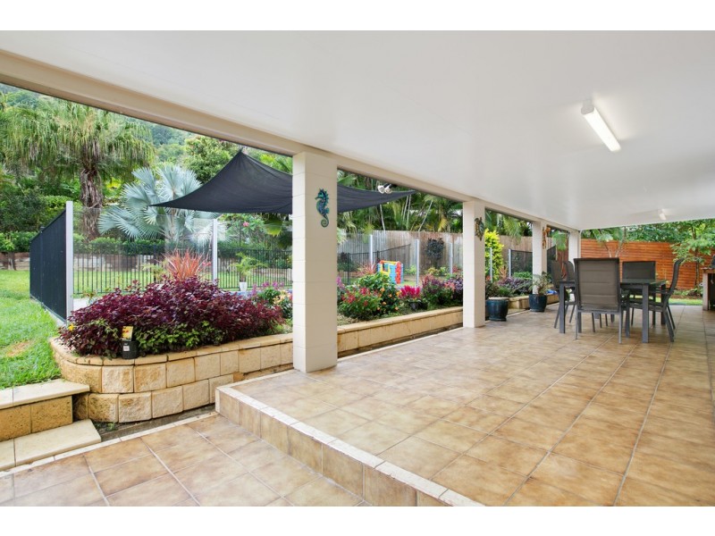 4 Forum Close, Mooroobool QLD 4870