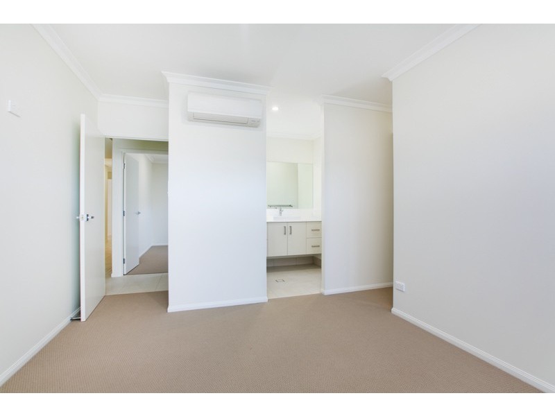 3 Elderberry Avenue, Bentley Park QLD 4869