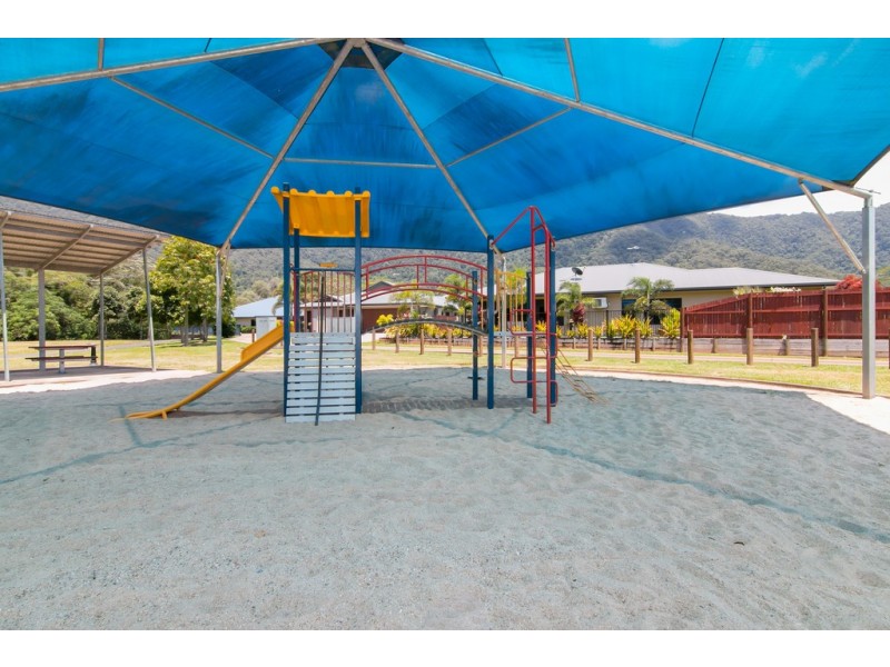 11 Shelbourne Street, Bentley Park QLD 4869