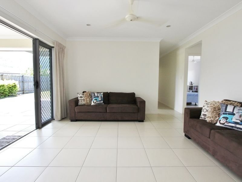 40 Hockey Avenue, Smithfield QLD 4878