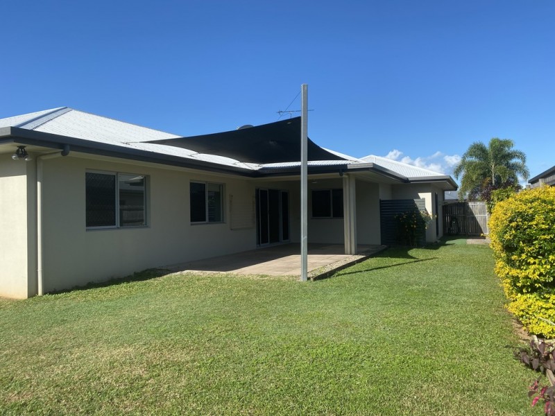 40 Hockey Avenue, Smithfield QLD 4878