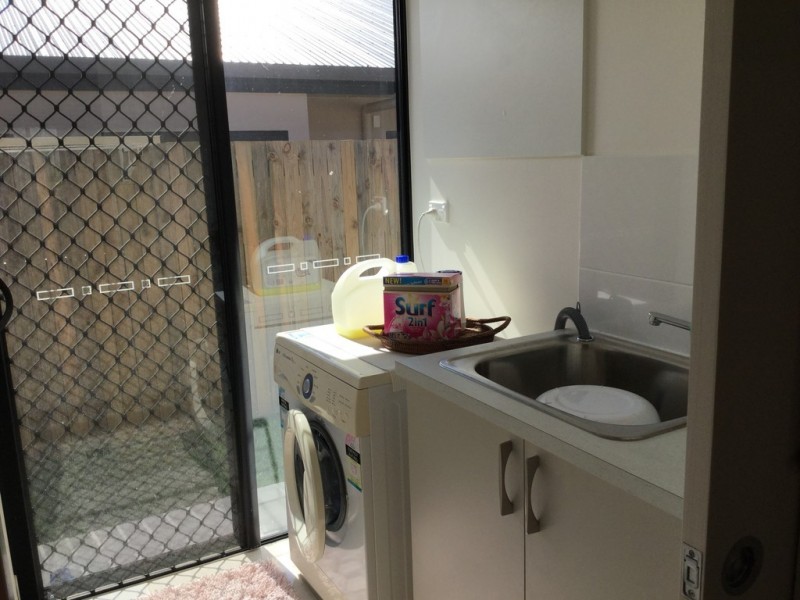 42 Ainscow Drive, Bentley Park QLD 4869