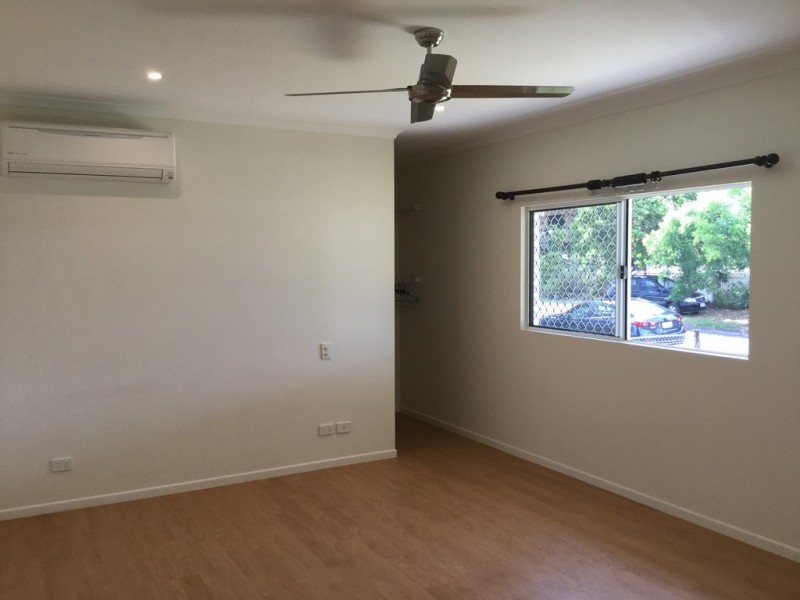 401 Varley Street, Yorkeys Knob QLD 4878