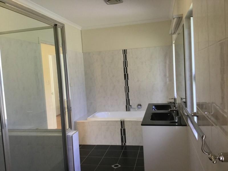 401 Varley Street, Yorkeys Knob QLD 4878